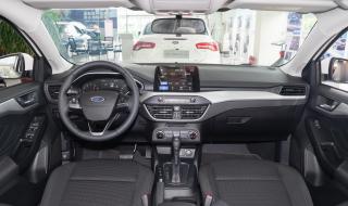 福特福克斯三厢油耗